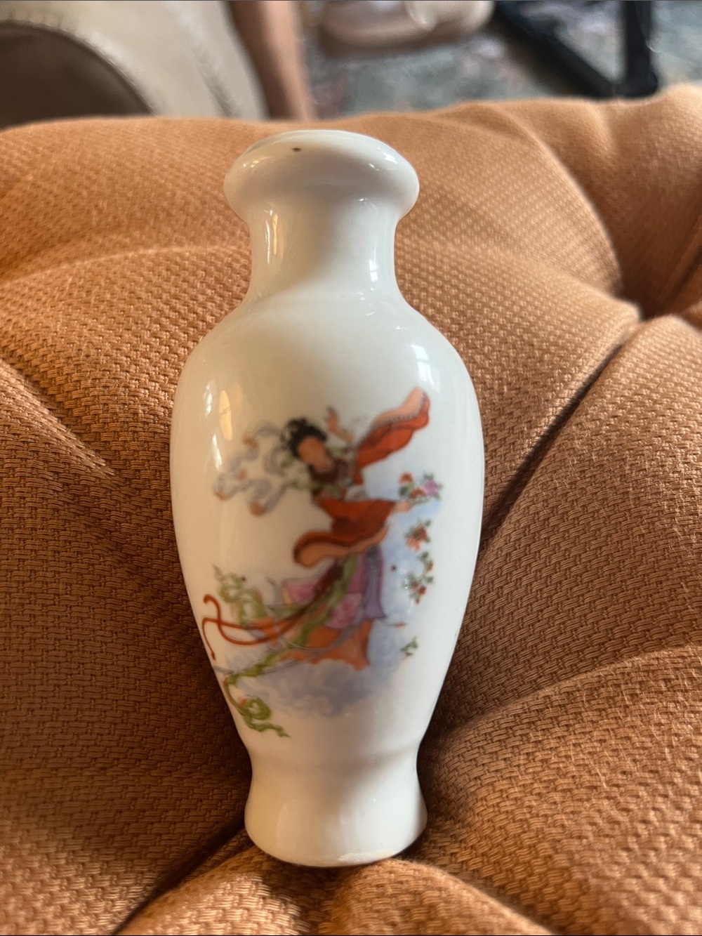 Vintage White Mini Porcelain Bud Vase with a Dancing Japanese Women Size 3.5 “